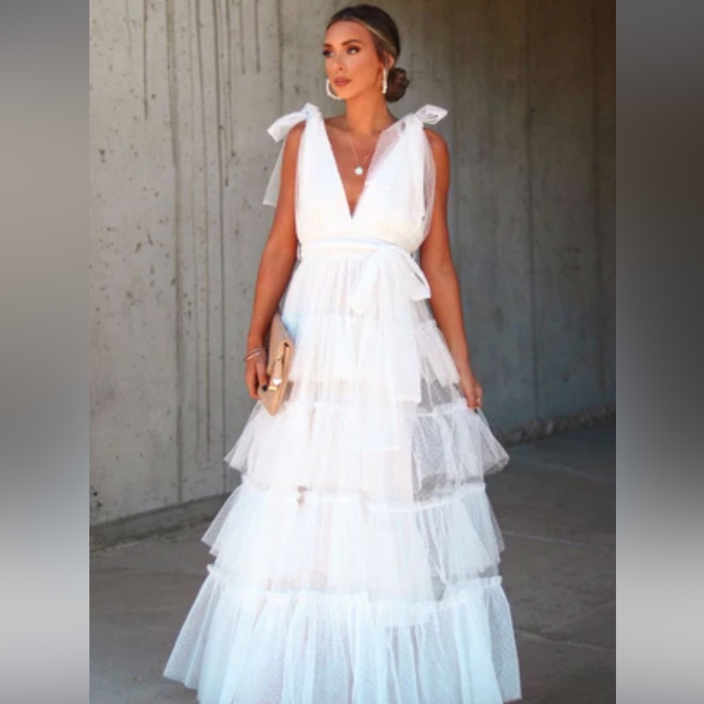 Tulle white/cream dress size XL - never worn